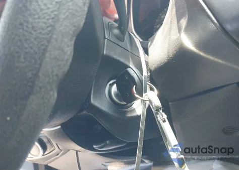 2013 Ford Focus S z USA, uszkodzony, nr VIN 1FADP3E23DL113590